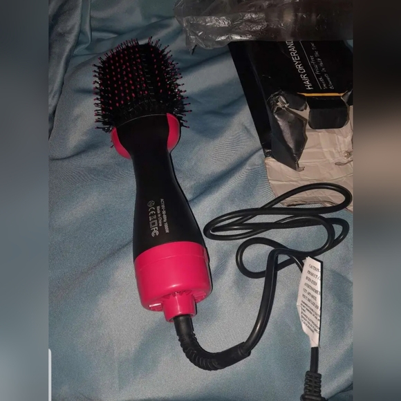 Hair Dryer Brush 4 in 1 Blow Out Style Curl 1 Step Hot Air Comb Volumizer - New - Picture 11 of 14